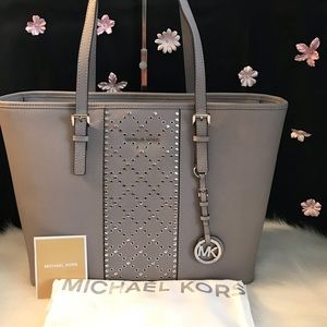 Michael Kors Jet Set Tote